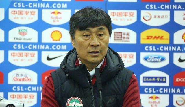 曼城已经同意尤文租借引进菲利普斯，球员也同意去意大利踢球。